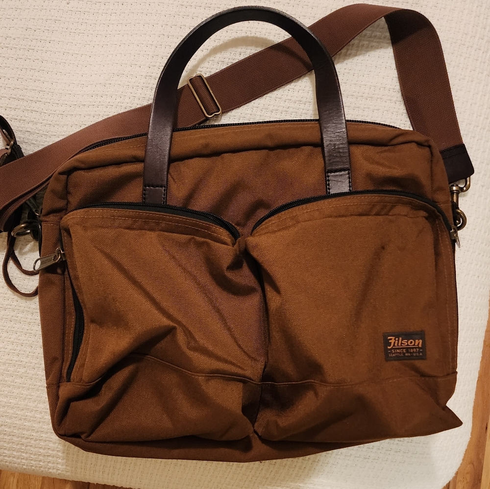 Filson Messenger Bag Gem